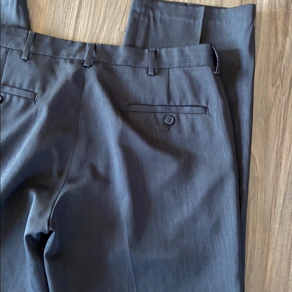 Haggar polyester dress slacks 34 x 29 - Picture 8 of 10